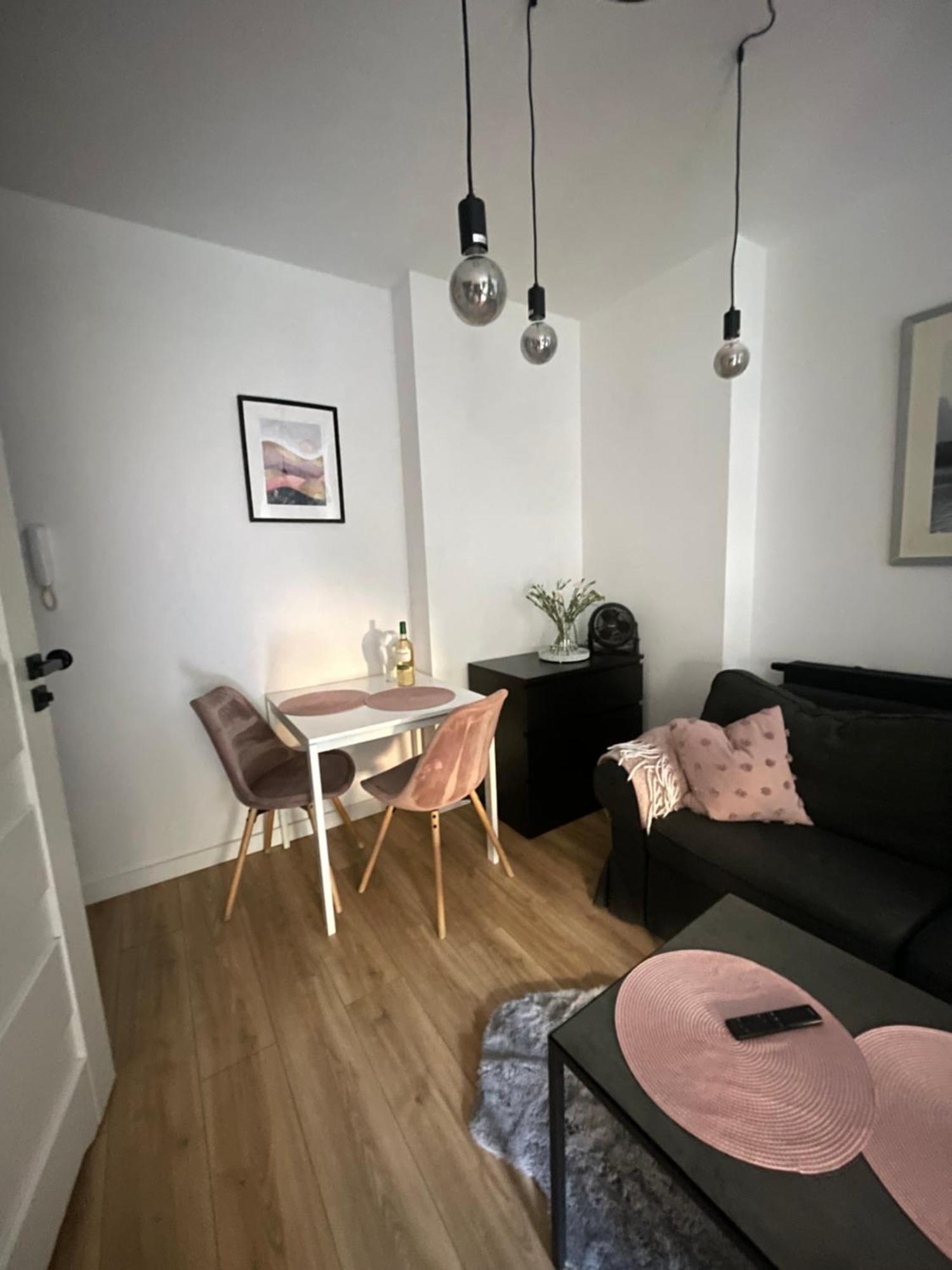 Garden Place Apartment وارسو المظهر الخارجي الصورة